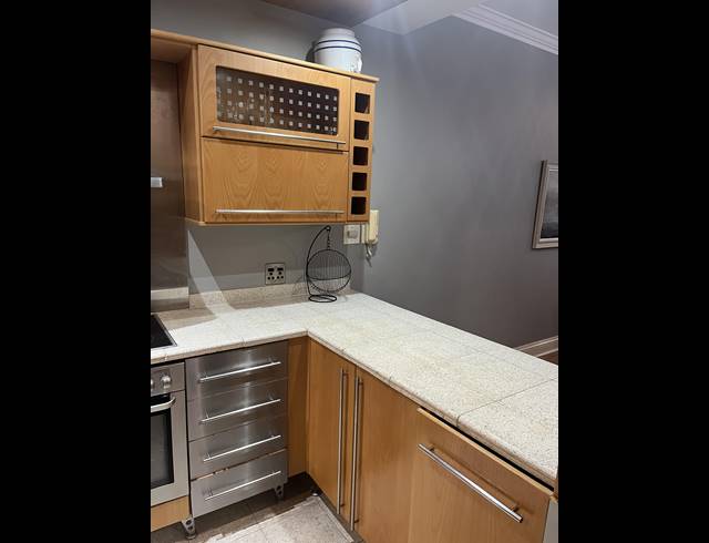 2 BEDROOM APARTMENT RENTED IN MORNINGSIDE